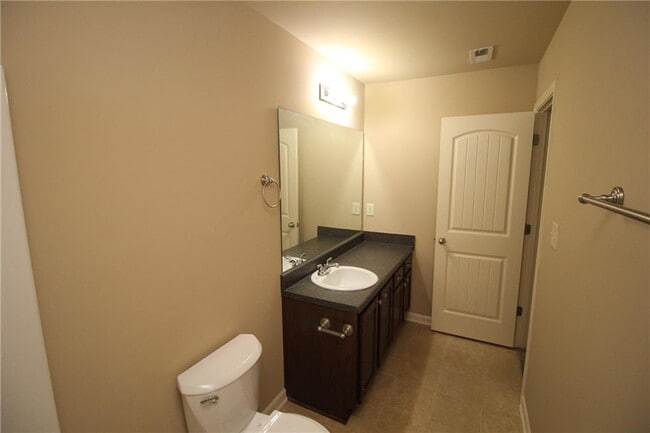 Building Photo - 1317 Castleberry Dr