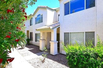 Building Photo - 4805 E Kachina Trail
