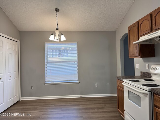 Building Photo - 2786 Cross Creek Dr