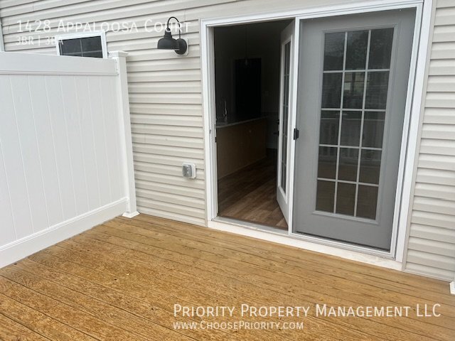 Building Photo - 1428 Appaloosa Ct