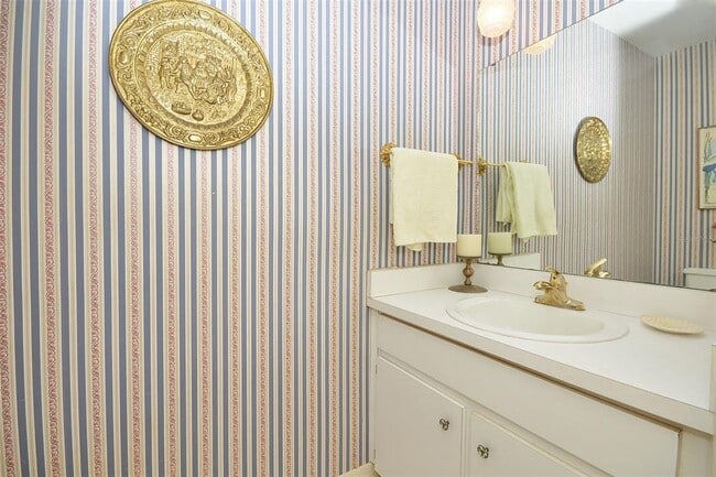 Building Photo - 1406 Magna Ct