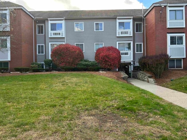 Primary Photo - 113 Cluff Crossing Rd