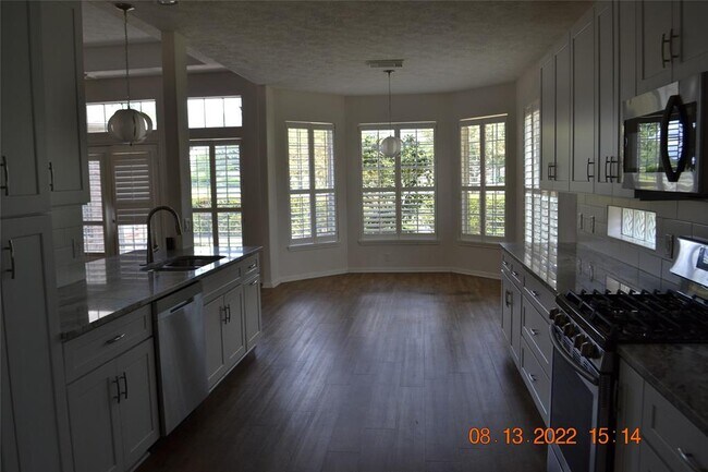 Building Photo - 4007 Sand Terrace Dr