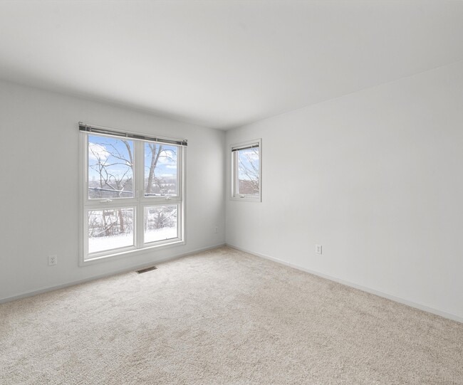 Building Photo - 905 Wildt St