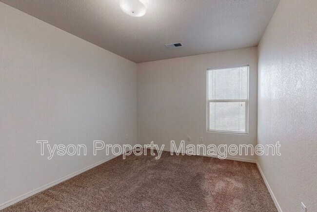 Building Photo - 1500 Montiano Loop SE