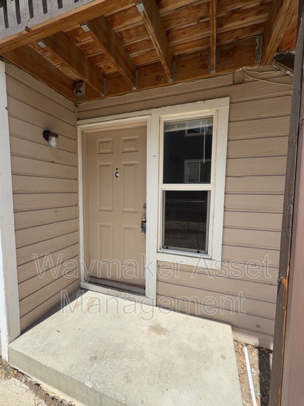 Building Photo - 1161 Mazatlan Cir