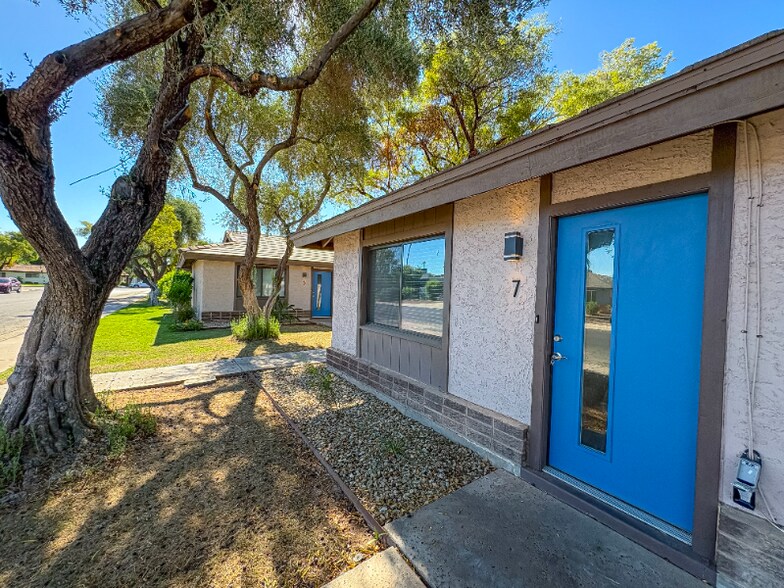 Primary Photo - 515 E Dunbar Dr
