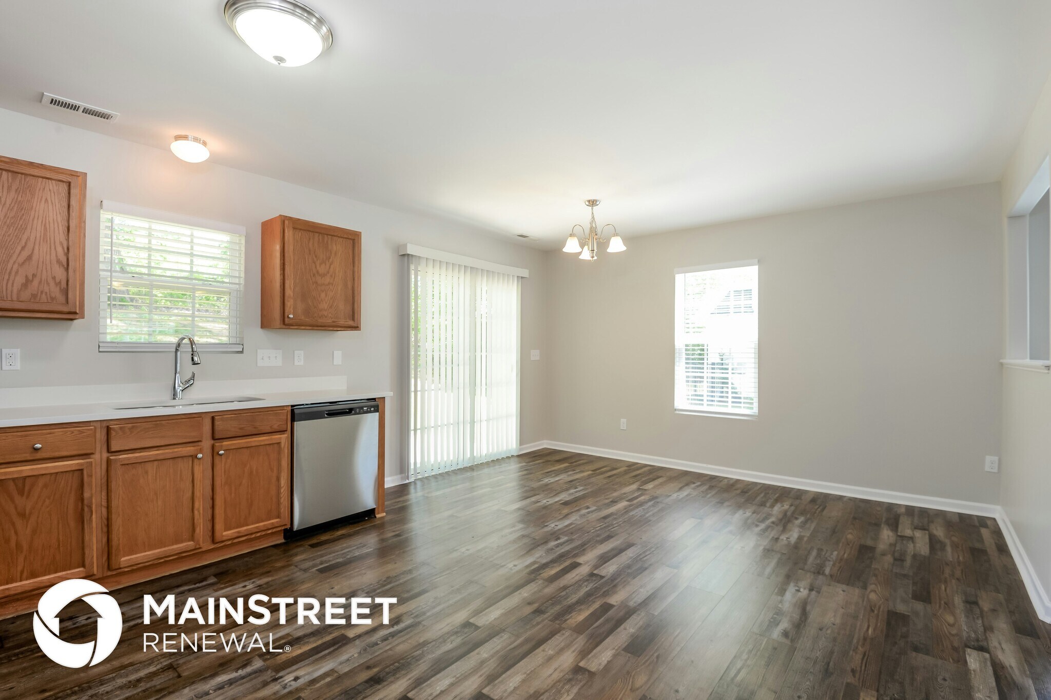 Building Photo - 3377 Tinley Park Dr