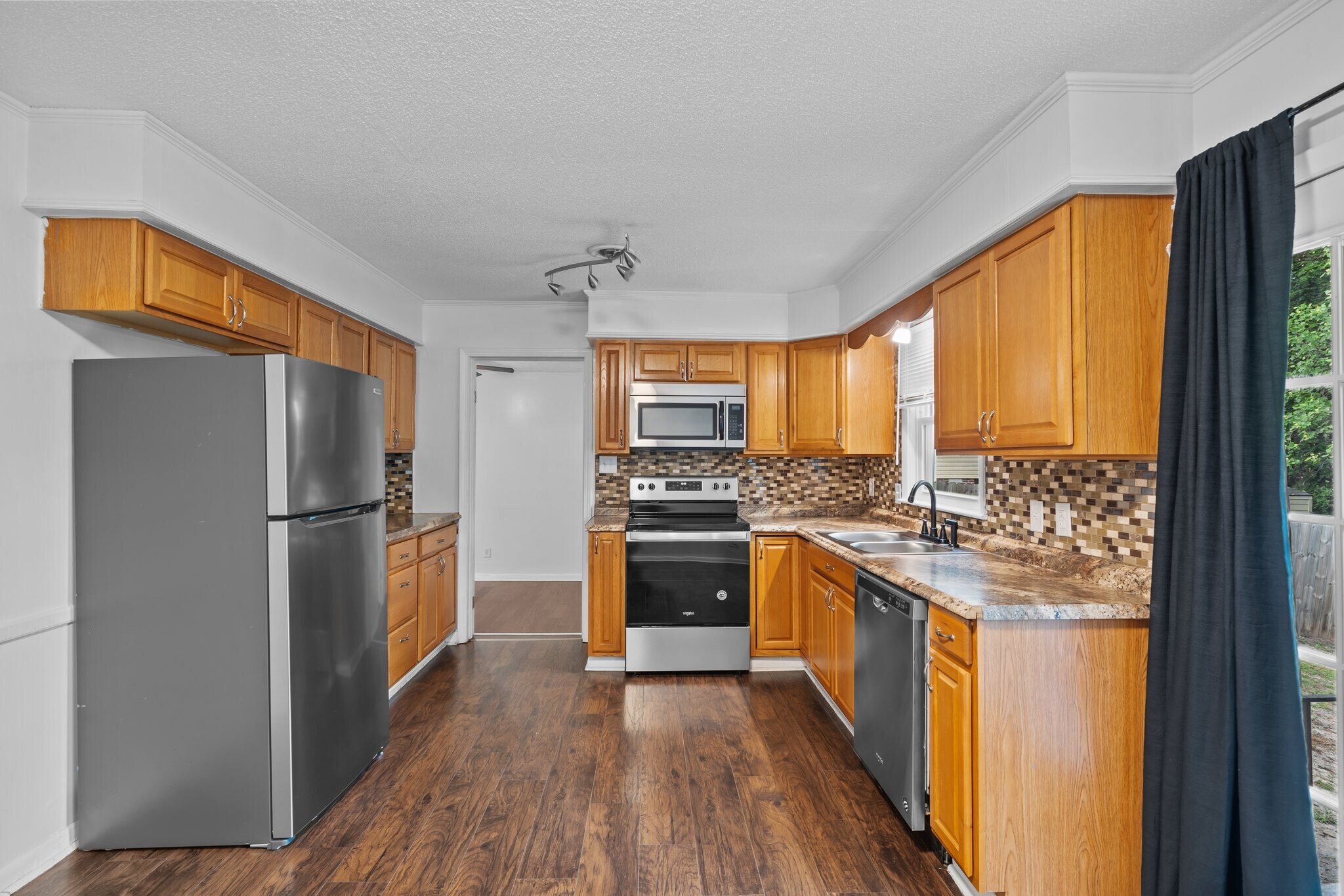 Building Photo - 5364 Silver Pine Dr