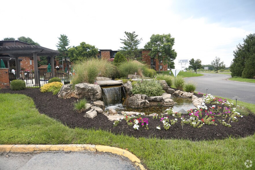 Fox Chase Apartments 700 Fox Chase Arnold MO 63010 Apartment Finder