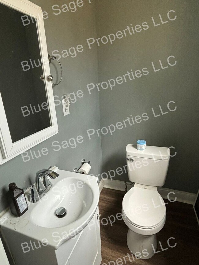 Building Photo - Brand New 4 Bedroom 1.5 Bath House in Pottstown!