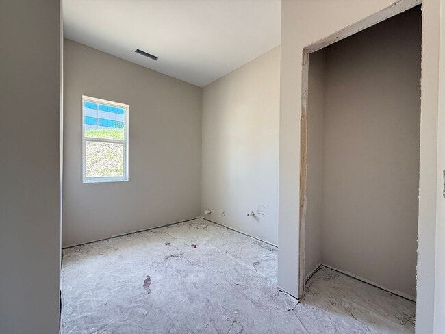 Building Photo - Pre-Leasing Now: Buffalo Ridge Townhomes | 2 Bed, 2 Bath, Attached Garage