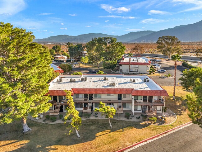 Building Photo - 9643 Spyglass Ave