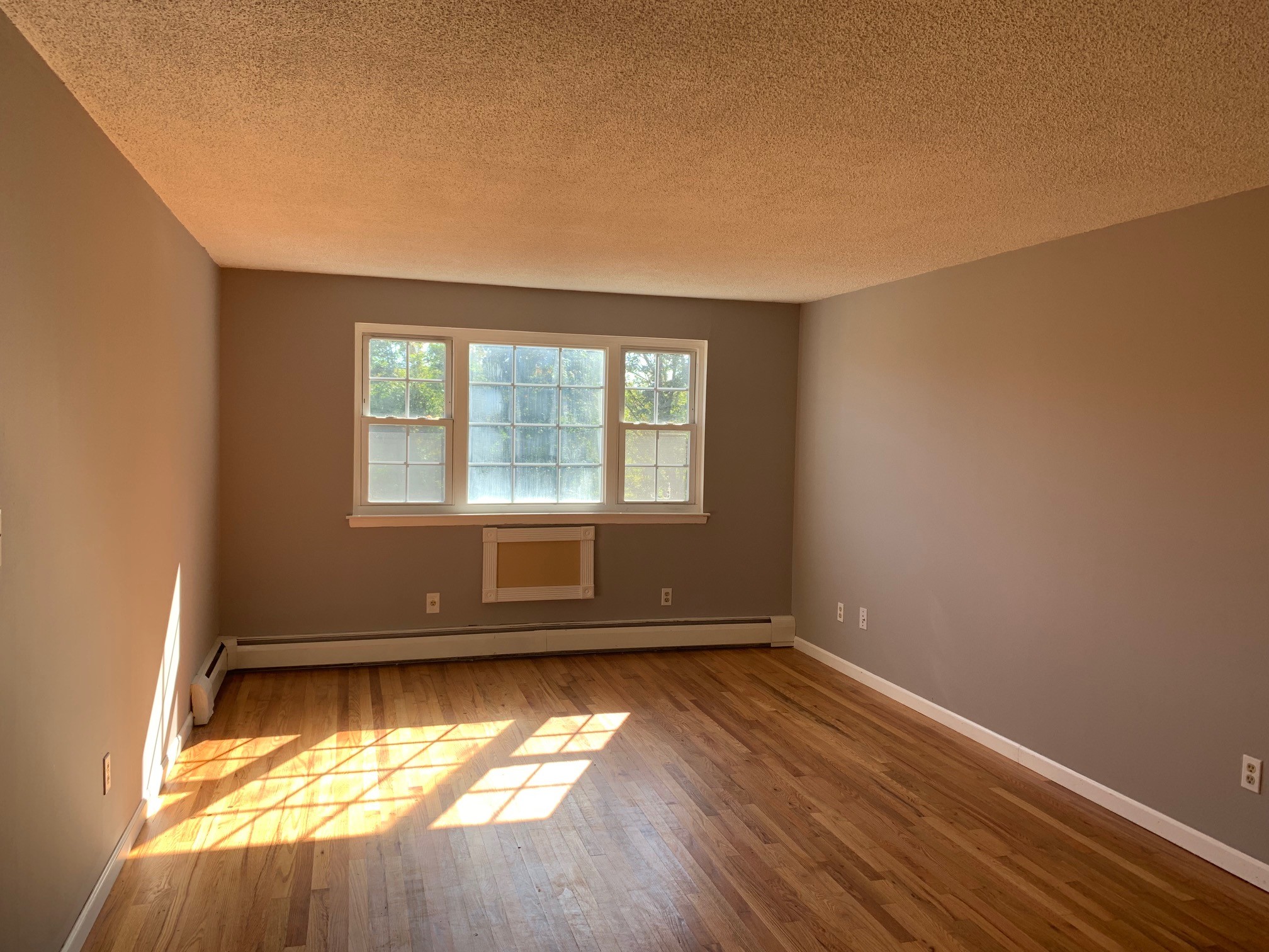 Building Photo - 65 Sigwin Dr