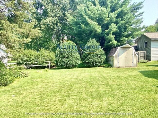 Building Photo - 3BR, 2BA Split Level Home