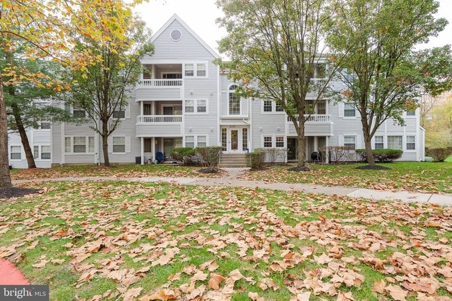 Building Photo - 8352 Montgomery Run Rd