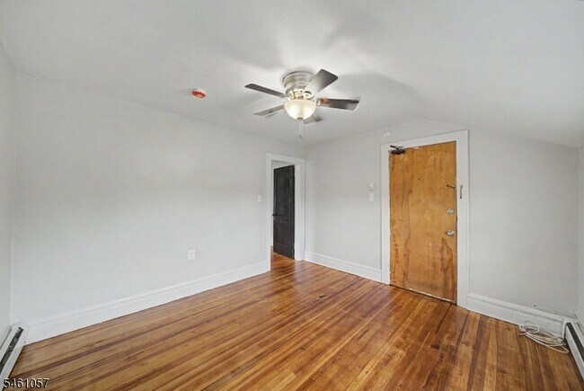 Building Photo - 151 Watchung Ave