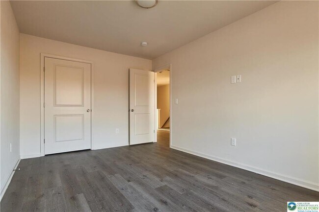 Building Photo - 6653 Stein Way