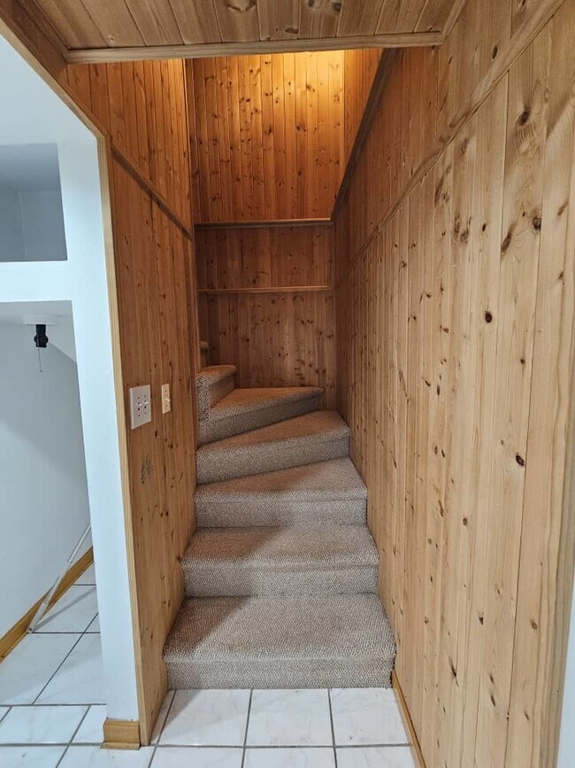 Building Photo - 770 Cordial Dr