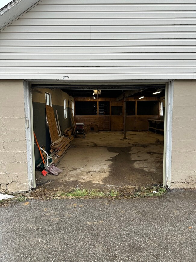 2 bay garage. - 8215 Lake Pleasant Rd