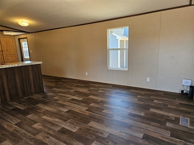 Building Photo - 16299 Crockett Martin Ests Dr