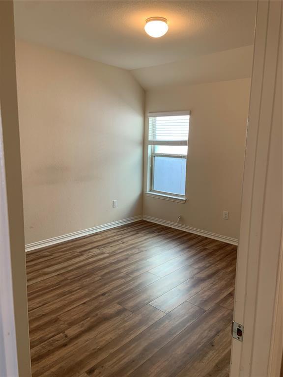 Building Photo - 501 Cardenas Ln