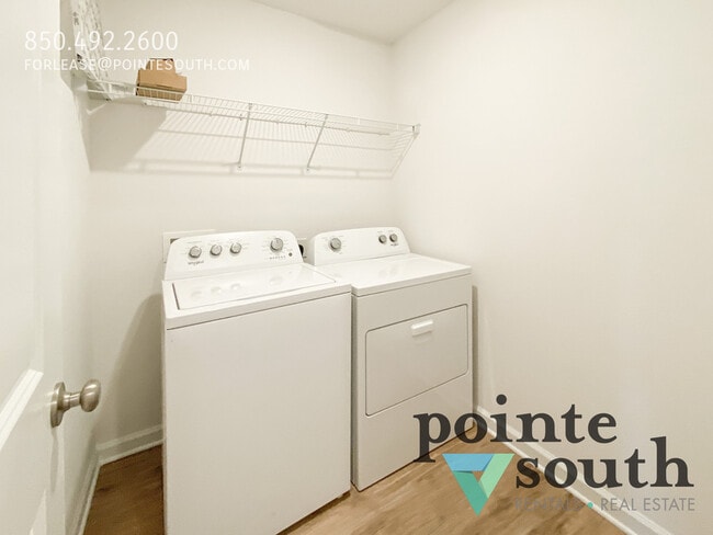 Building Photo - 4631 Carlstrom Ln