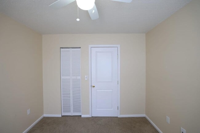 Building Photo - 936 Edpas Rd