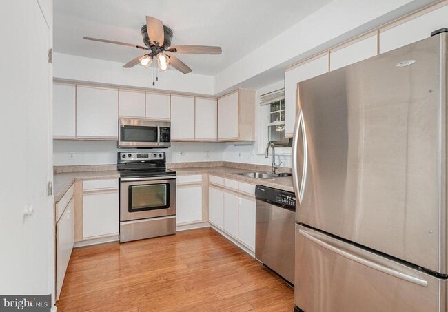 Building Photo - 509 McManus Way