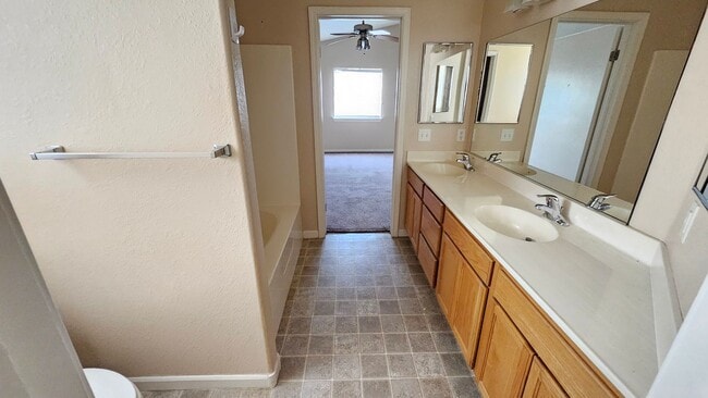 Building Photo - Charming 3-Bedroom, 2-Bath Home with Spacious Layout & Cozy Features