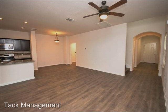 Building Photo - 20817 Muirfield Bend Cove