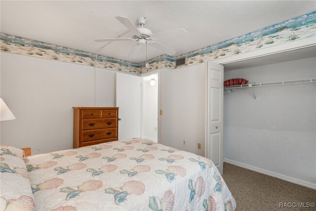 Building Photo - 210 E Glassboro Ct