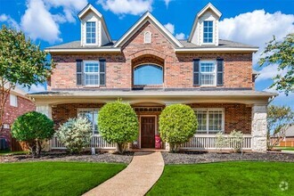 Building Photo - 2533 Merlin Dr