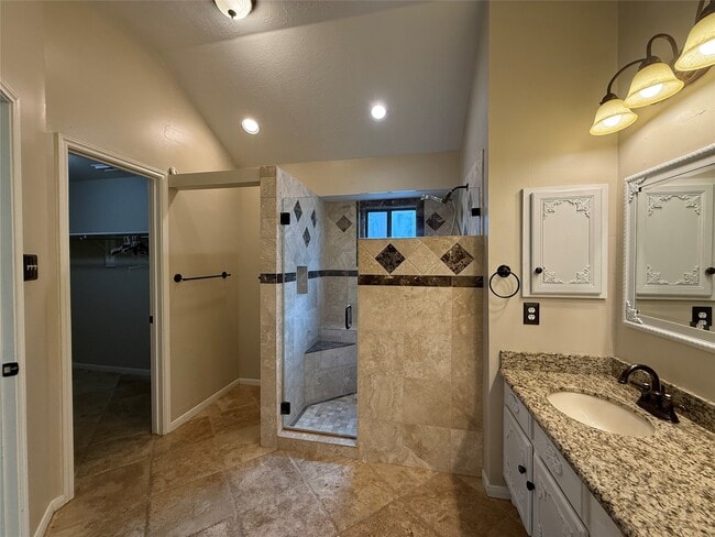 Building Photo - 4614 Russett Pl S
