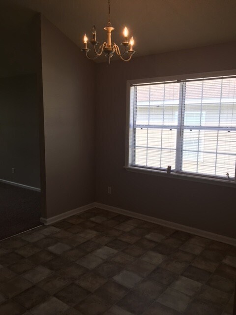 Building Photo - 3 Bedroom/2 Bath home in Valdosta