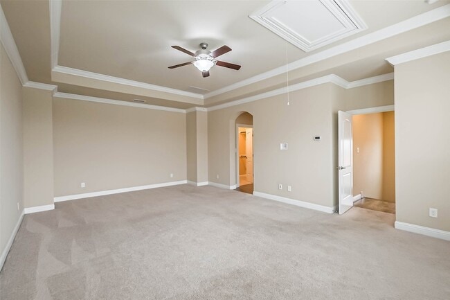 Building Photo - 6011 Kansas St