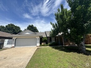 Building Photo - 13172 Eastridge Dr