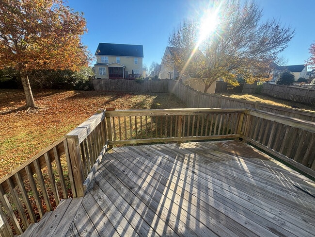 Building Photo - Room in House on Brintons Cottage St