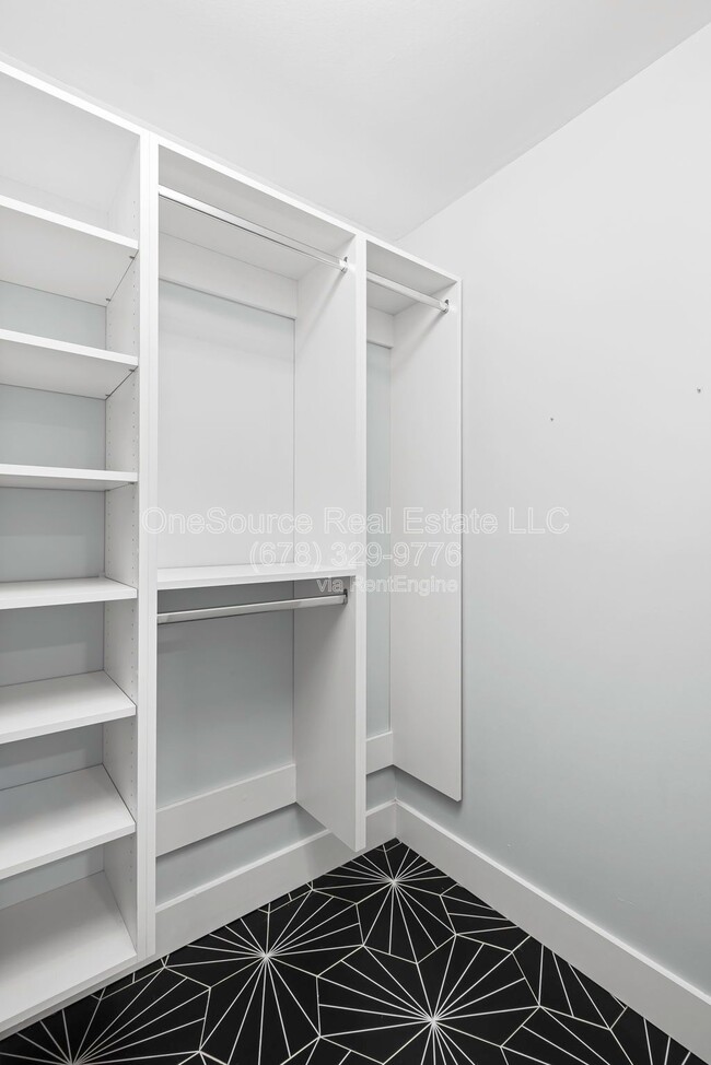 Building Photo - 2220 Haverhill Ct SE