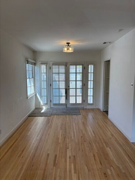Building Photo - Bright 2-Bedroom Valley Village Home with Large Backyard, Central A/C & Private Driveway — $3,995...