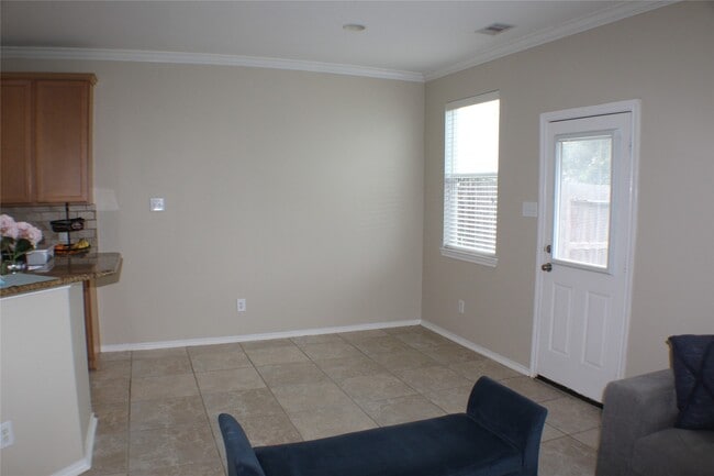 Building Photo - 6431 Densberry Ln