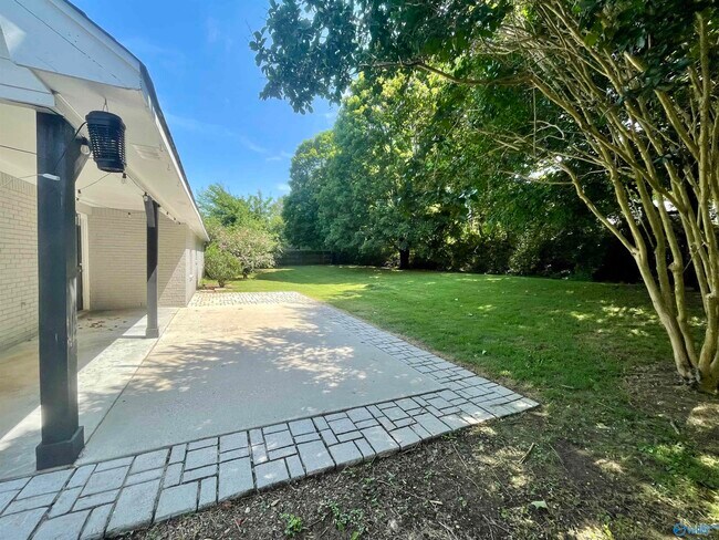 Building Photo - 108 Eva Ct