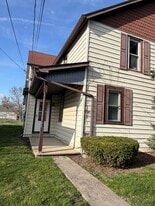 Building Photo - 410 W McKibben St