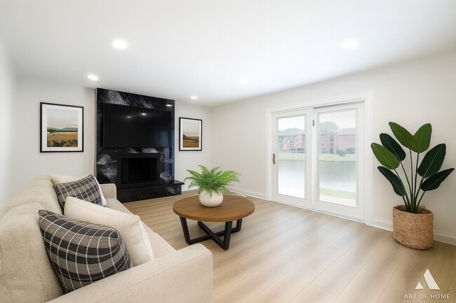 Building Photo - 1028 Aspen Ct