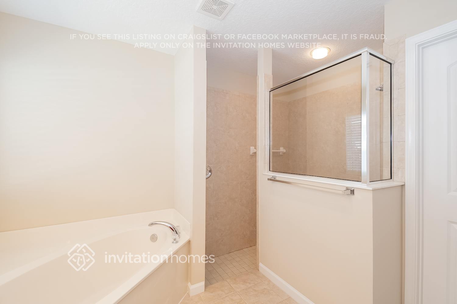 Building Photo - 3762 Timberline Dr