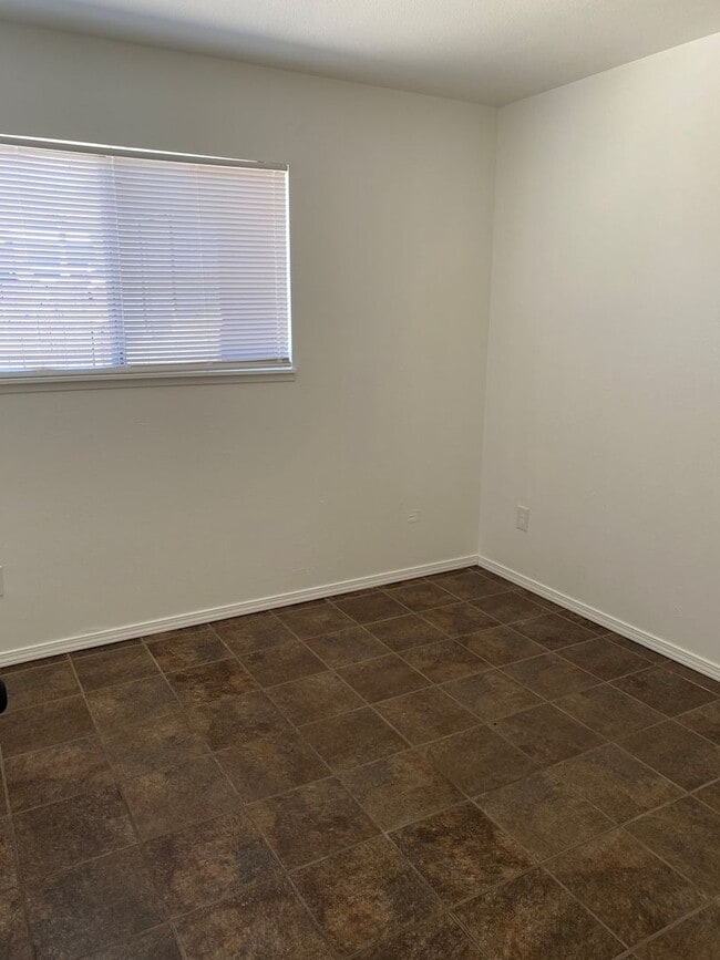 Building Photo - 4909 Evanston Ct