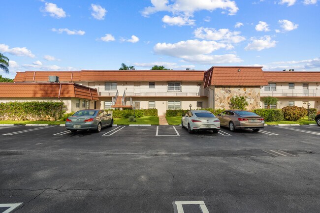 Building Photo - 12009 Poinciana Blvd