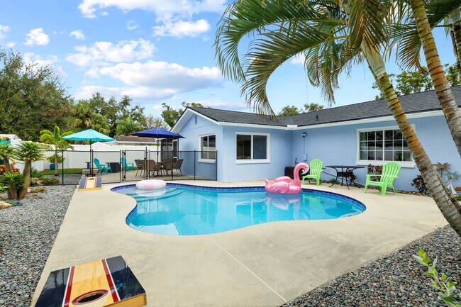 Building Photo - 6398 Woodland Blvd