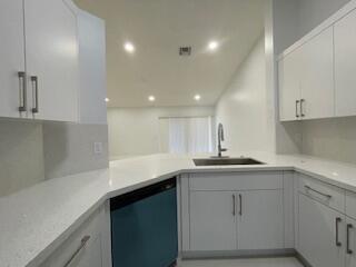 Building Photo - 1630 Zenith Way