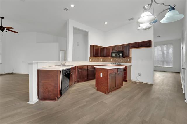 Building Photo - 5106 Petersburg Dr